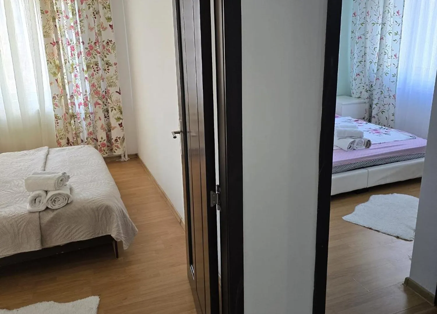 Apartament Ultracentral 3 Camere Bucharest Apartment