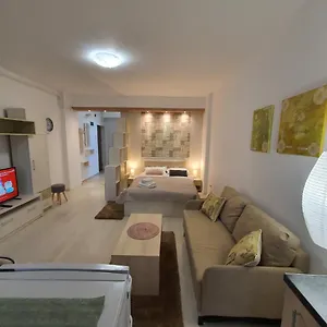  Апартаменты Garsoniere Fundeni