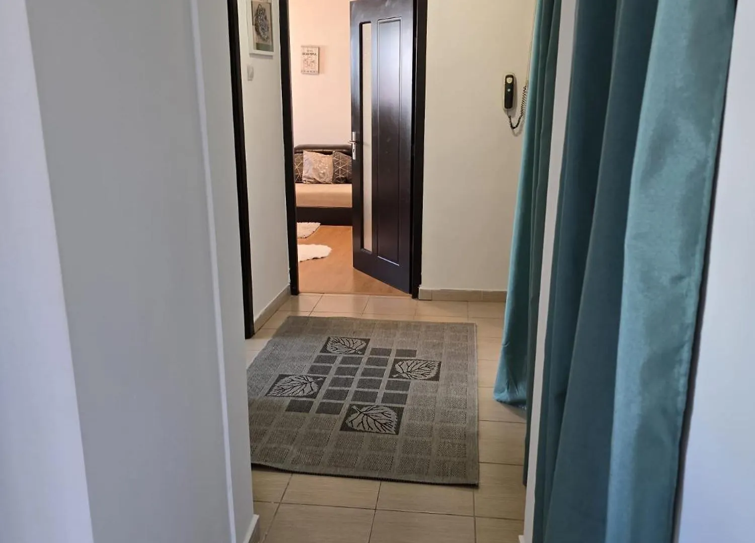 Apartament Ultracentral 3 Camere Bucharest Romania