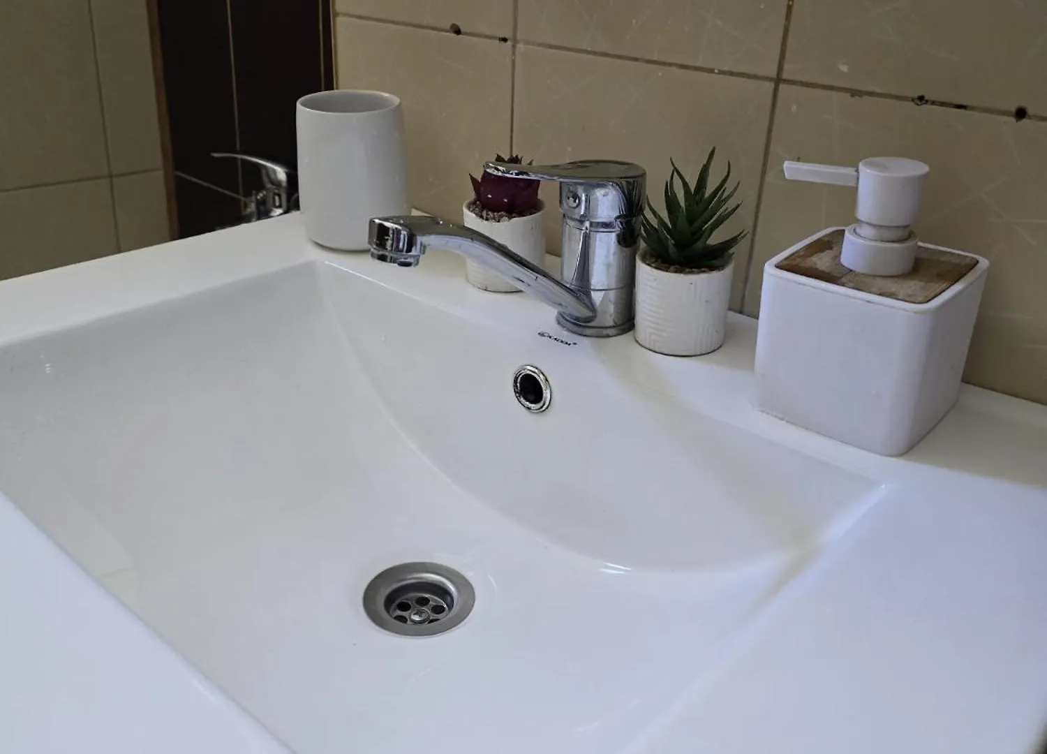 Apartament Ultracentral 3 Camere Bucarest 0*,